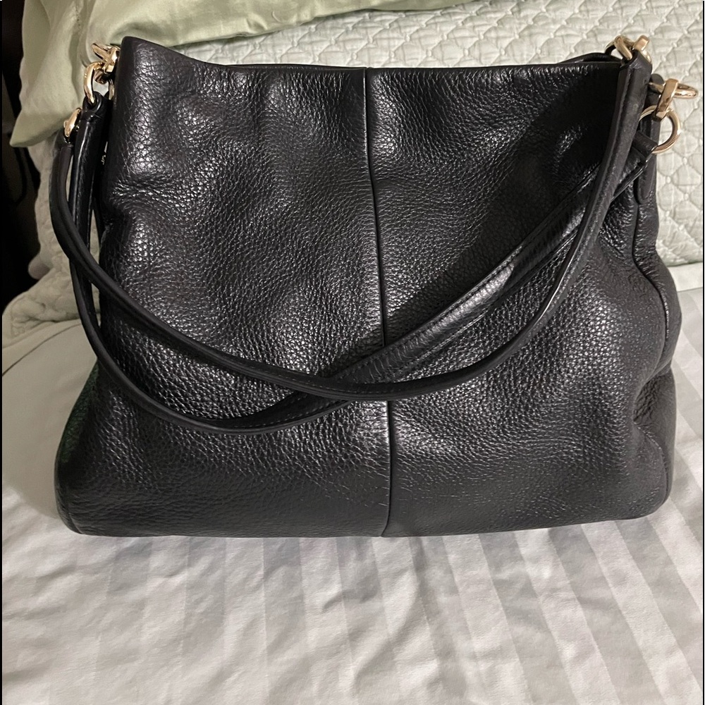 Hobo shoulder bags